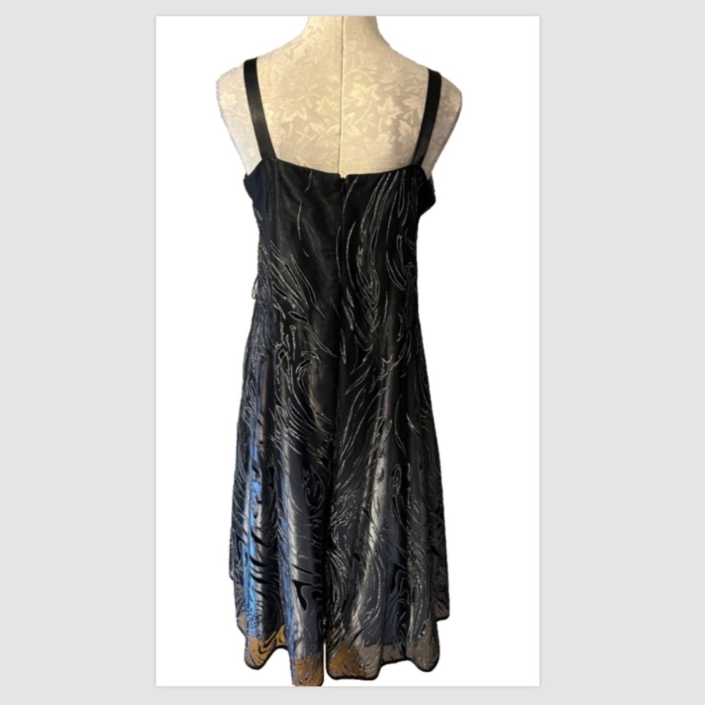 Black Midi Dress with Textured Swirl Pattern - Picture 3 of 9